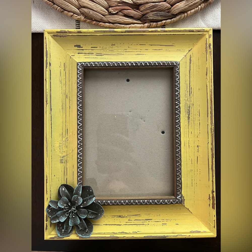 Cute Yellow picture frame